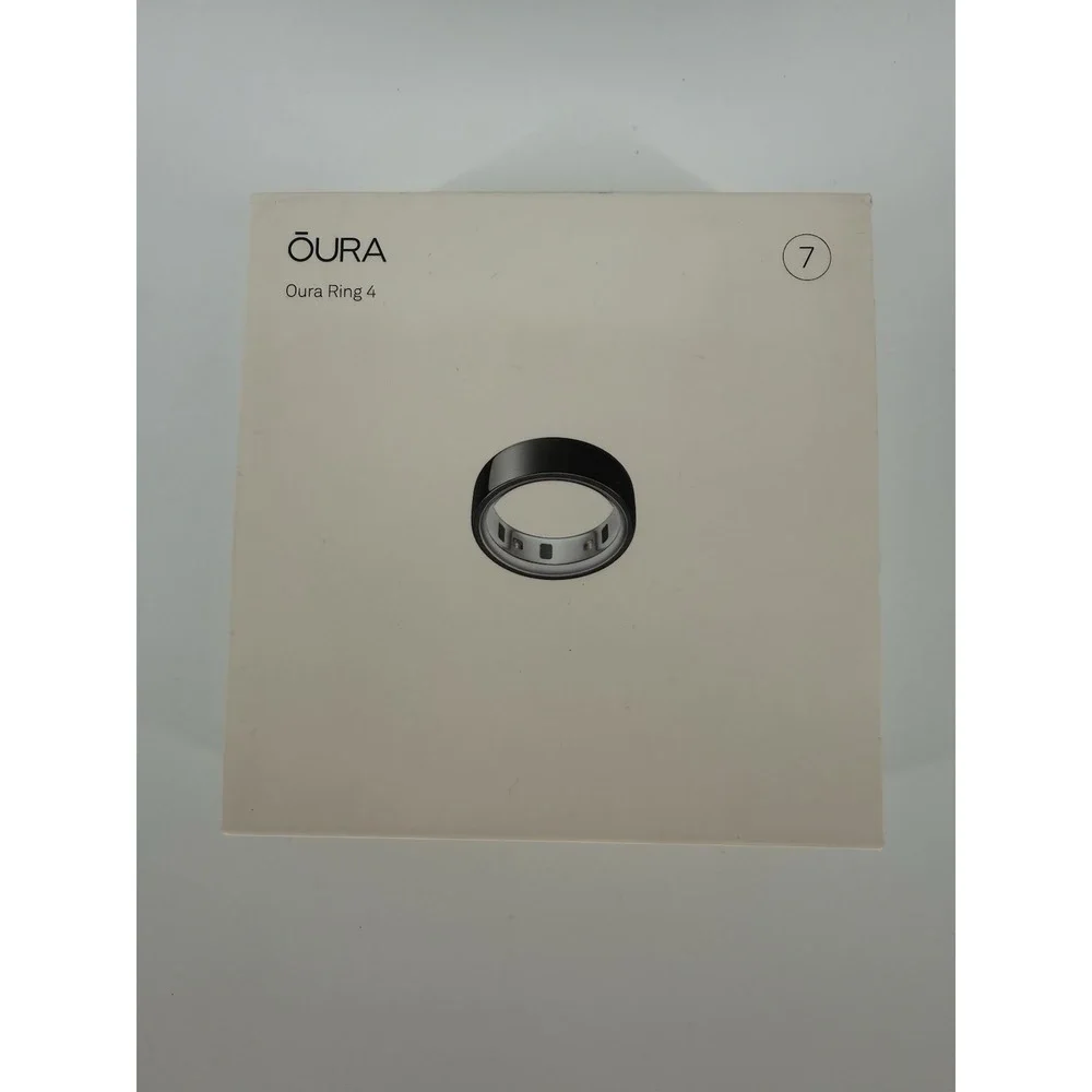 ŌURA - Oura Ring 4, Black, Size 7 w/ Charger Excellent Condition Smart Tracker